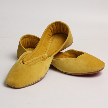 Maiyo Velvet Khussa – Traditional Charm with Handcrafted Comfort For Women